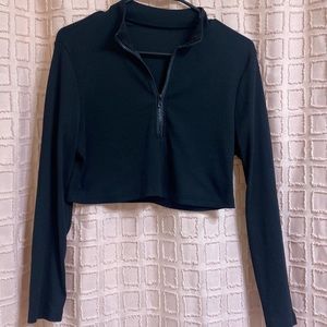 Black long sleeve crop top with zipper